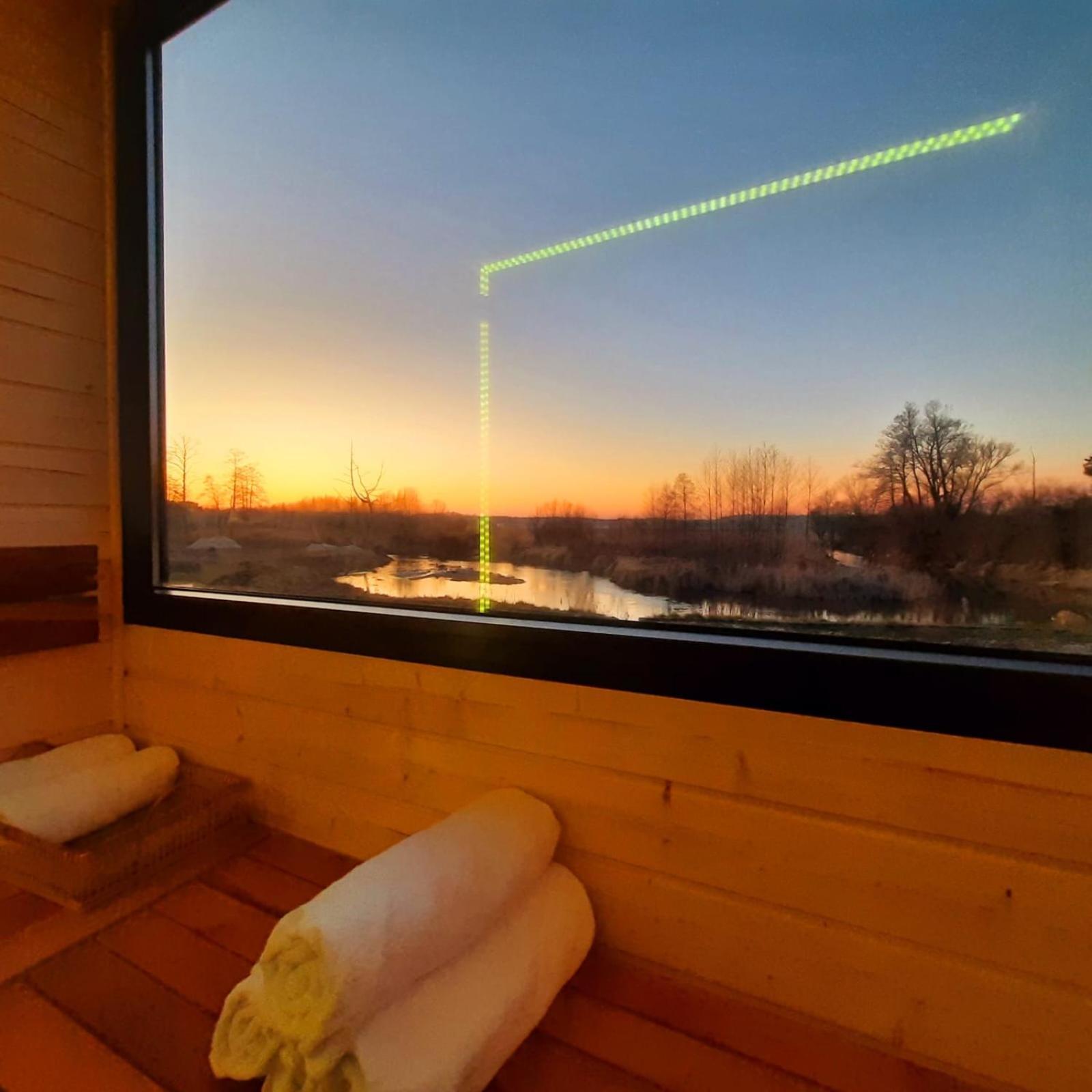 Heaven Reset & - Nad Rzeka (adults Only)