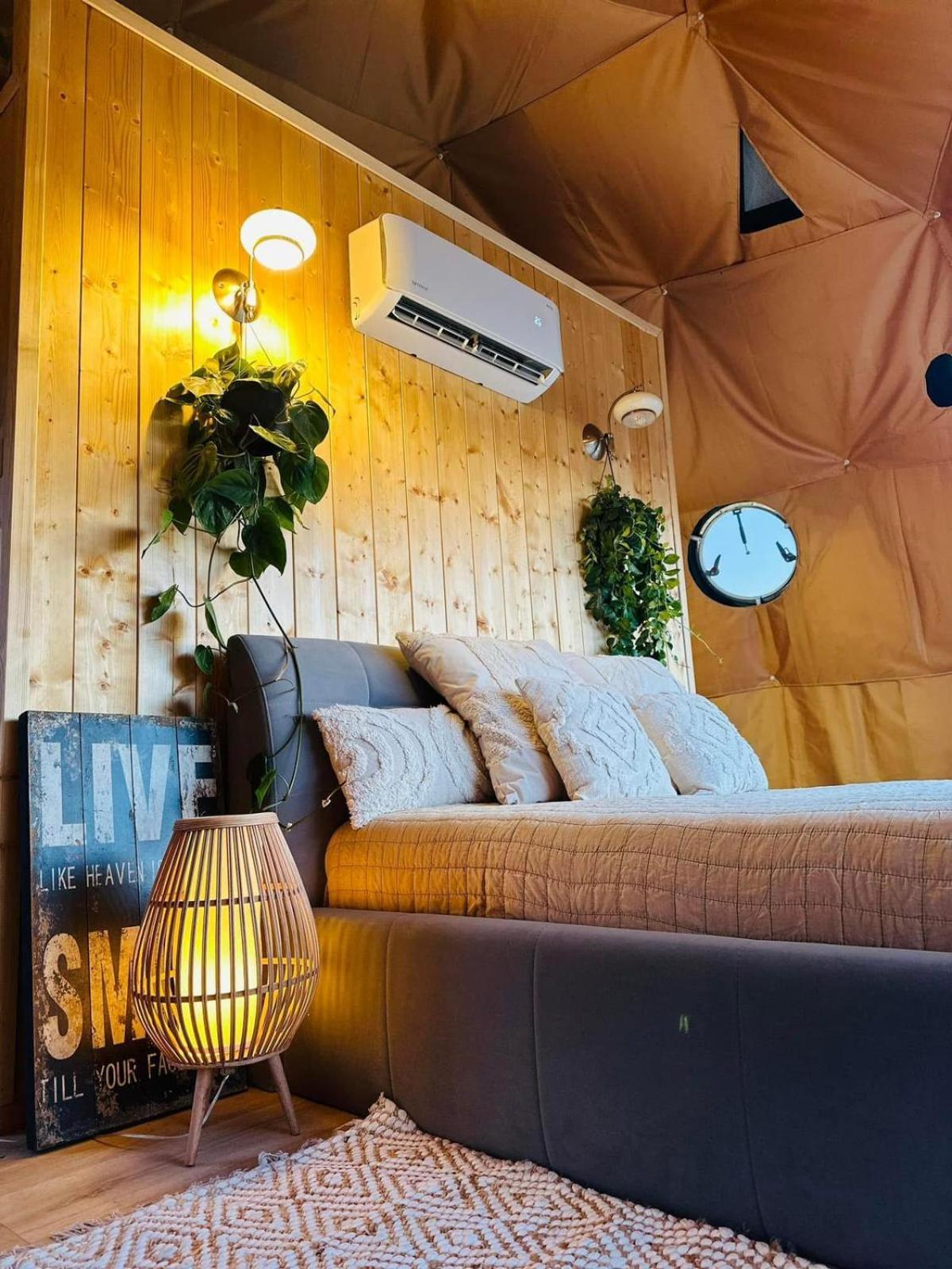 Heaven Reset & - Nad Rzeka (adults Only)